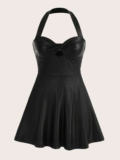 فستان برسن موحدة اللون قص مجوف جلد صناعي بدون اكمام