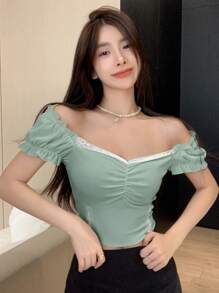 DAZY 蕾絲拼接雞心領褶邊緊身上衣短款T恤 - 綠色 - 查看 2