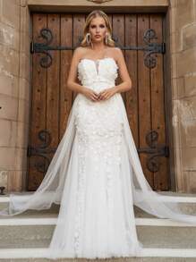 Floral Appliques Mesh Overlay Tube Wedding Dress
