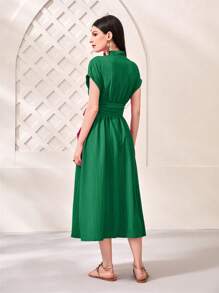 Mulvari Vestido línea A unicolor con cinturón