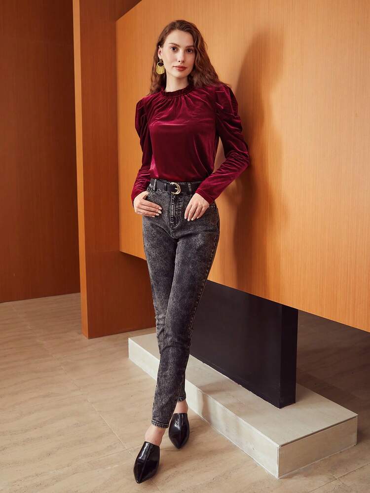 VELVET PUFF SLEEVE TOP