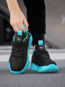 時尚透氣休閒孩子們競技鞋