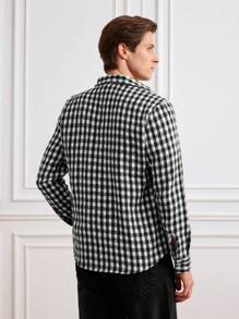SHEIN Cottnline Men Gingham Print Flap Pocket Shirt - Black and White - View 2