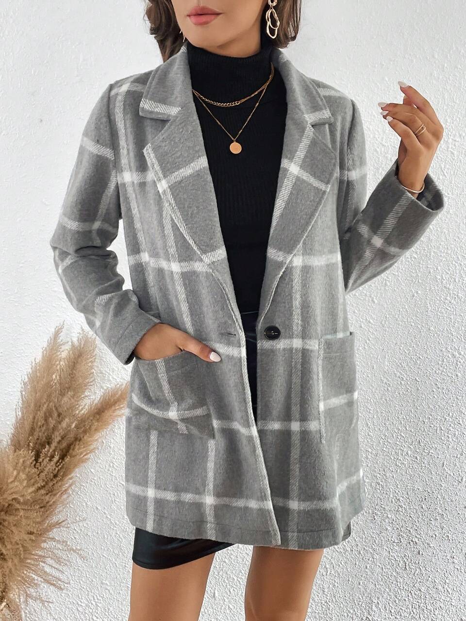 Plaid Print Lapel Neck Pocket Patched Overcoat