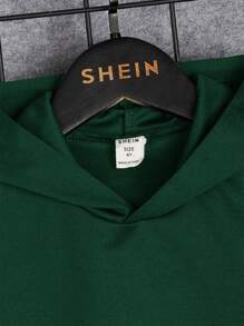 SHEIN Young Boy Letter Patched Detail Hooded Tank Top & Drawstring Waist Shorts