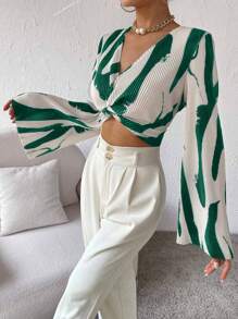 Rafferiza Graphic Print Twist Front Crop Blouse Fall Cloth For Women - Green - View 5