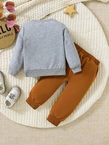 SHEIN Đứa bé trai Đồ họa Chữ cái Áo len & Quần nỉ - Nhiều màu - Xem 2