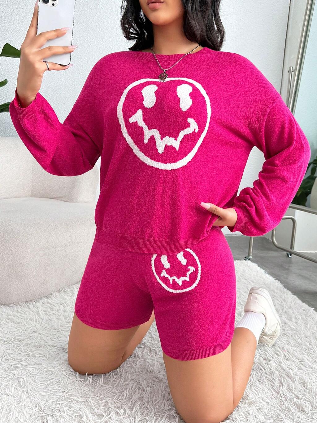 Plus Expression Pattern Drop Shoulder Sweater & Knit Shorts