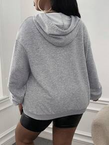 Slaydiva Plus Letter Graphic Drop Shoulder Drawstring Hoodie - Light Grey - View 4