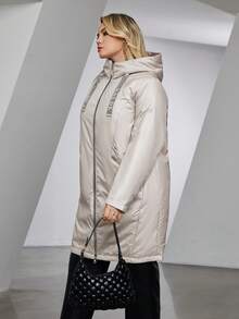 Astrid Plus Size Zip Up Tape Chi tiết Áo khoác có mũ trùm đầu - Màu be - Xem 5