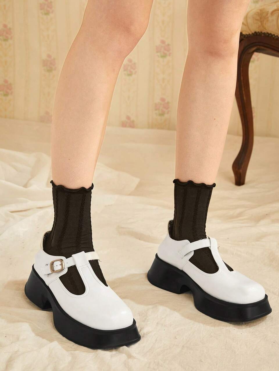 Women's Fashionable Platform Wedge Heel Shoes With Hollow Out & Buckle Design