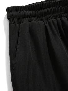 ROMWE MEN Anime Guys Letter Graphic Straight Leg Pants - Black - View 4