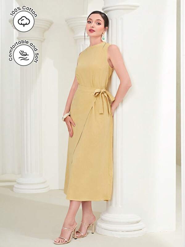 Modelyn 素色側繫帶圍裹連衣裙