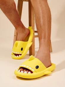 Chanclas divertidas con forma de tiburón para hombres, pantuflas de playa - Amarillo - Ver 1