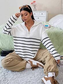 Flirla 大碼條紋圖案半拉鏈落肩袖套頭毛衣 - 黑與白 - 查看 5