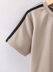 SHEIN 男小童鹿角圖案織帶拼接T恤和運動褲 - 彩色 - 查看 6