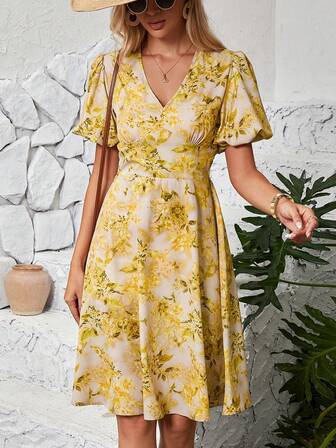 印花泡泡袖洋裝