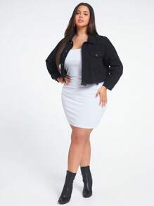 SHEIN Essnce 大碼翻蓋口袋毛邊牛仔夾克 - 黑色 - 查看 3