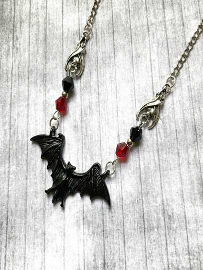 Goth Halskette mit Perle Dekor, Fledermaus Anhänger