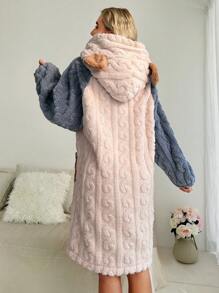 Cartoon Embroidery Raglan Sleeve 3D Ear Design Hooded Sleep Robe - Multicolor - View 2