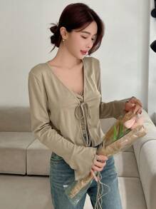 DAZY Chất rắn Mặt trước xoắn Cami ngọn & Tie Trước Áo khoác - Màu Khaki - Xem 5