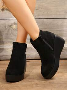 女士厚底短靴和踝靴，休闲时尚度假观光日常穿着，黑色防水坡跟短靴 - 黑色 - 查看 4