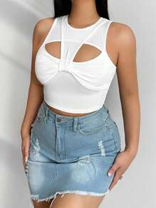 SHEIN SXY Top tank crop con abertura pecho con fruncido - Blanco - Ver 3
