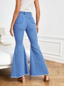 SHEIN Essnce 毛邊牛仔喇叭褲 - 淺色水洗藍 - 查看 3