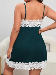 Camisón de pijama de encaje de contraste talla grande