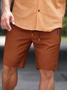 Manfinity Homme 男士字母貼布腰部抽繩短褲 - 鏽棕色 - 查看 3