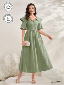 Modelyn Solid Statement Collar Dress