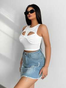 SHEIN SXY Top tank crop con abertura pecho con fruncido - Blanco - Ver 5