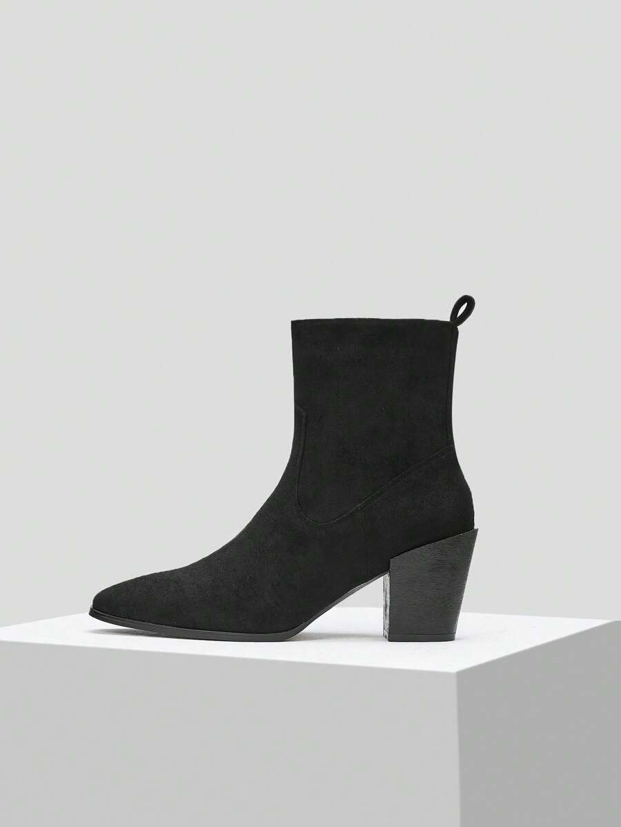 MOTF PREMIUM BLOCK HEEL BOOTIES - Black - View 2