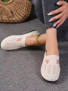 Plus Size Women's Beige Hollow-Out Comfortable Flat Shoes, Spring/Summer - Beige - View 1