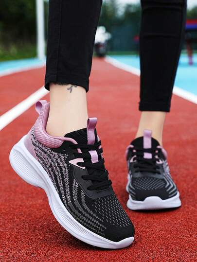 Zapatillas de running para mujer, nuevo estilo de otoño 2023 con suela suave y transpirable, zapatos deportivos casuales versátiles con malla, zapatillas para mujer