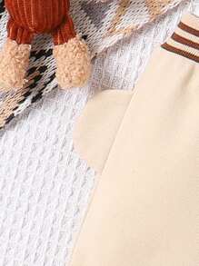 SHEIN Baby Boy Cartoon Embroidery 3D Ear Design Striped Trim Pants - Apricot - View 4