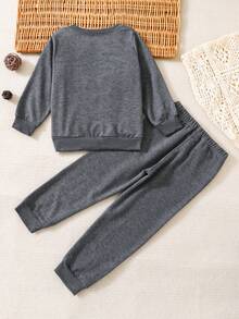 SHEIN Chàng trai trẻ Đồ họa Khẩu hiệu Áo len & Quần nỉ - Màu xám đen - Xem 2
