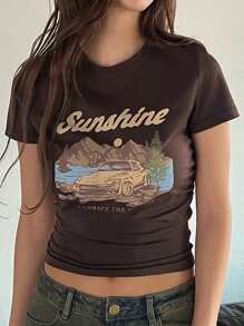 DAZY 汽車和字母圖案短款T恤 - 咖啡棕 - 查看 1