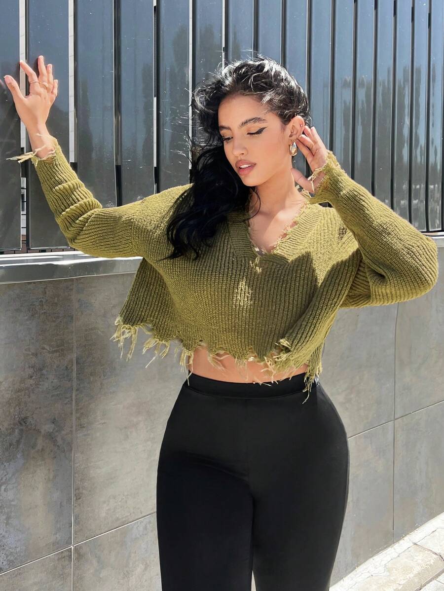 SHEIN SXY 落肩袖仿舊短款毛衣 - 軍綠色 - 查看 1