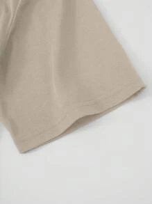 ROMWE MEN Anime Camiseta con gráfico de dibujos animados y letras para hombres, escolar - Caqui - Ver 4