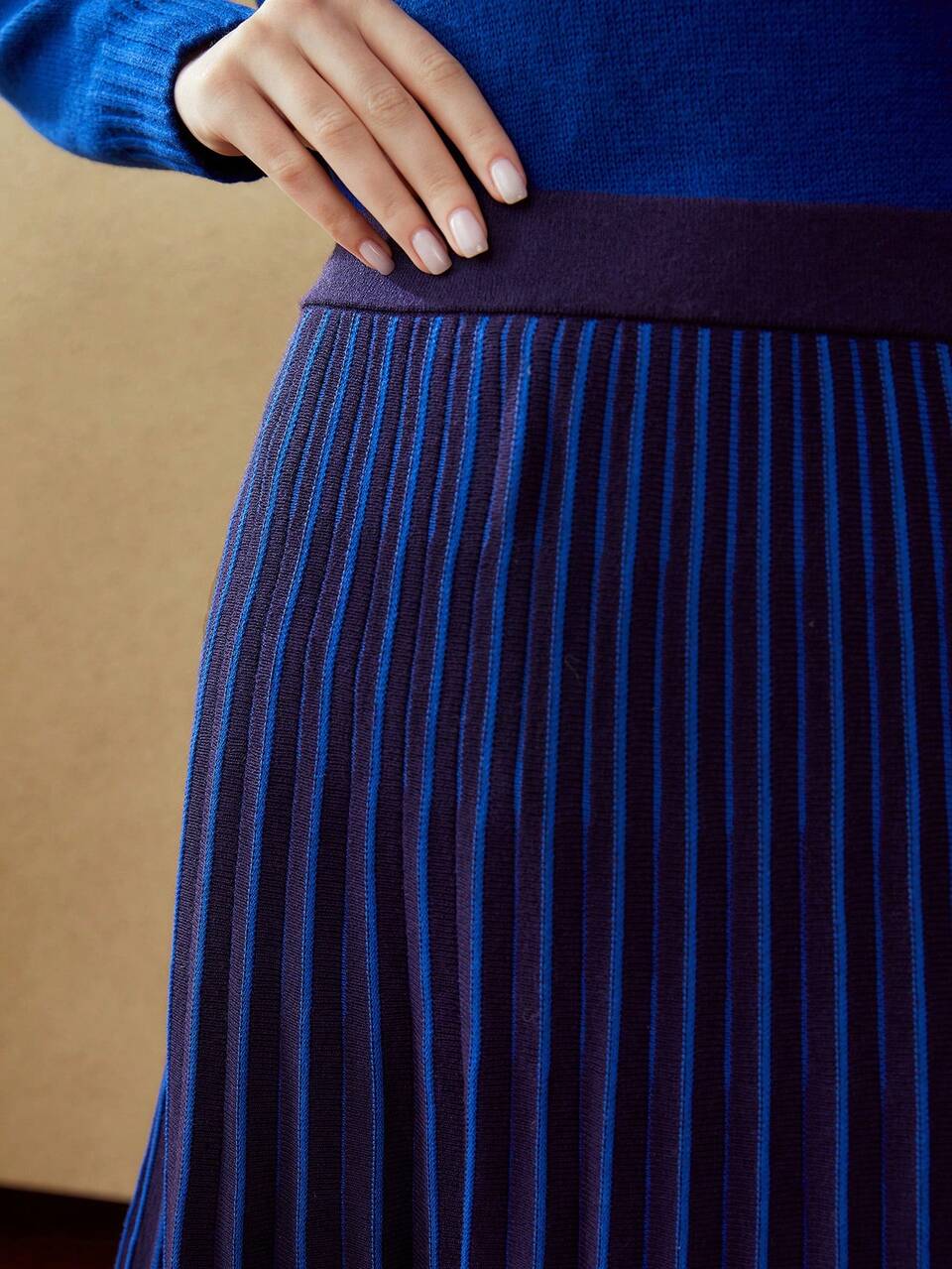 MOTF PLEATED KNIT MIDI SKIRT WITHOUT BELT