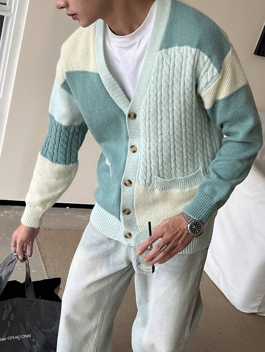 Claim Dot 男士拼色落肩麻花针织开衫 厚实拼色薄荷绿 都市时尚 朋友，男士针织衫，男士开衫毛衣，男士针织衫，男士开衫，男士绿色开衫，秋冬 - 彩色 - 查看 1