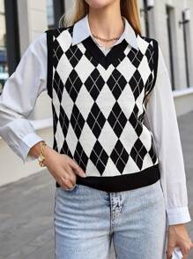 EURMUSE Argyle Pattern Sweater Vest Without Blouse - Black and White - View 1