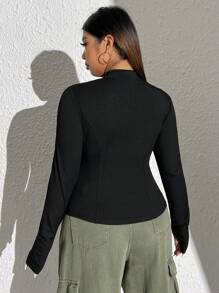 SHEIN EZwear Talla grande Cazadora crop con cremallera agujeros de pulgar