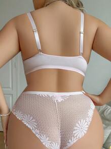 Plus Floral Lace Underwire Lingerie Set - Pink - View 2