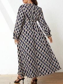 SHEIN Clasi 大碼滿版印花喇叭袖繫腰帶洋裝 - 彩色 - 查看 2