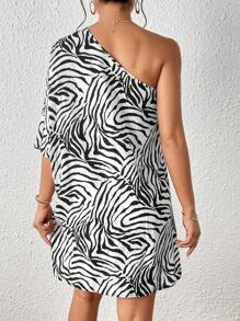 SHEIN Privé Vestido de rayas de cebra de un hombro - Blanco y Negro - Ver 2