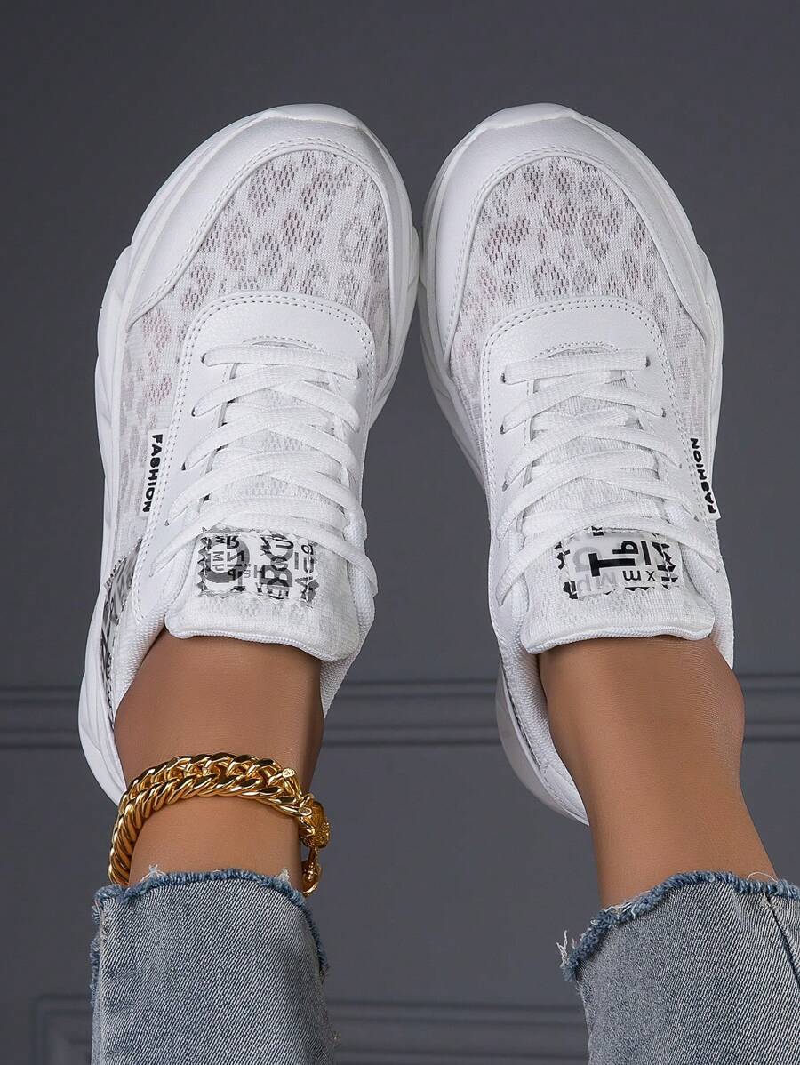 秋冬新款轻盈网眼透气休闲跑鞋，女士加大码时尚慢跑运动鞋，男士校园系带圆头运动鞋，舒适旅行情侣鞋 - 白色 - 查看 1