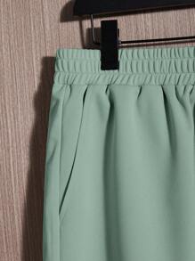 SWAVVY Men Letter Patched Sweatshirt & Elastic Waist Shorts