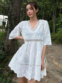 DAZY 刺绣细节罩衫连衣裙，适合夏季海滩度假 - 白色 - 查看 1